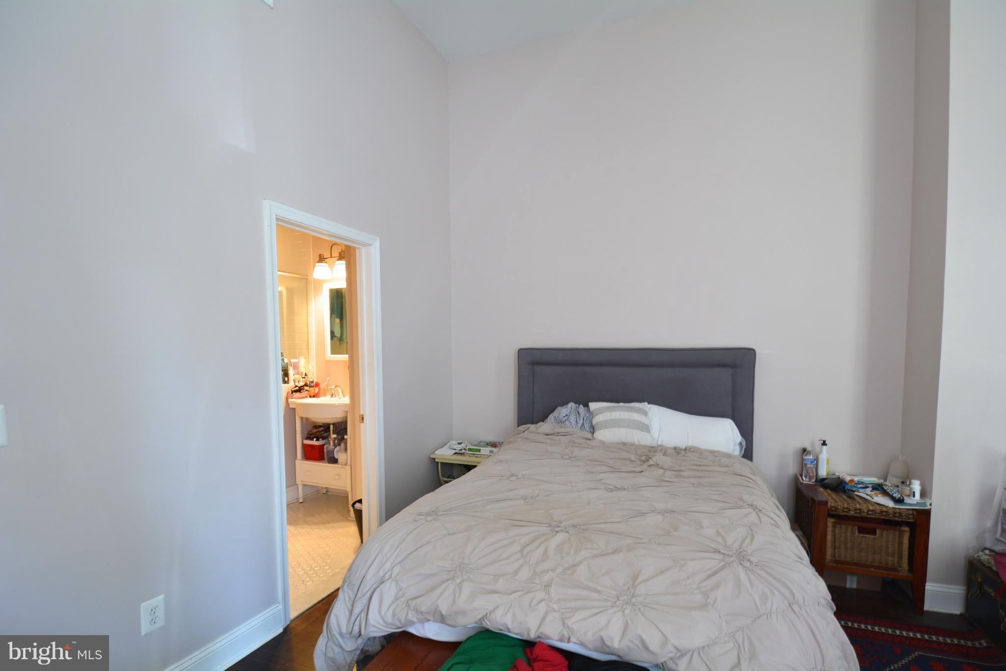 620 9th Street Northeast Washington, DC 20002 - Photo 16 of 24 Bedroom (Master)