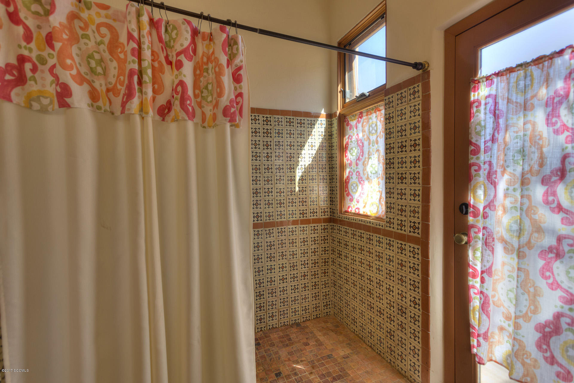 1762 Circula Suecia Rio Rico, AZ 85648 - Photo 30 of 59