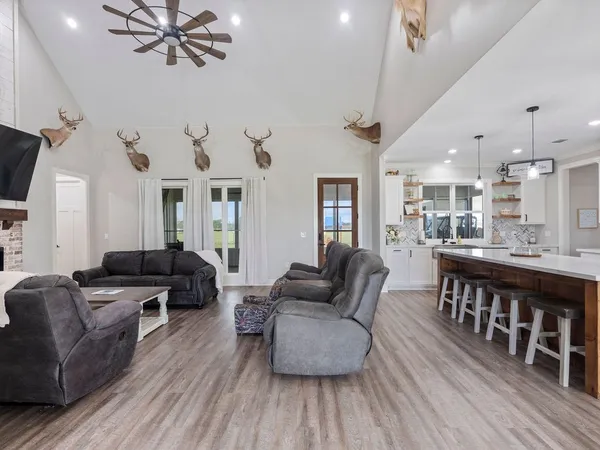 $650,000 | 308 Grimes Cemetary Road, Lufkin, TX 75901