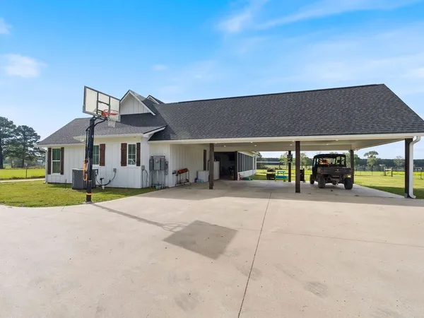 $650,000 | 308 Grimes Cemetary Road, Lufkin, TX 75901