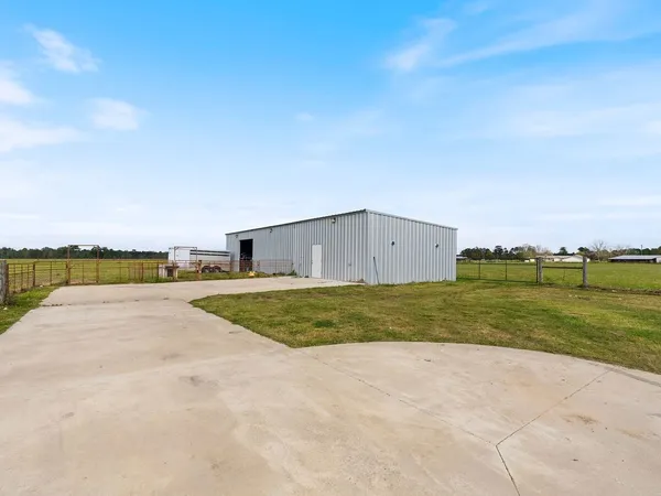 $650,000 | 308 Grimes Cemetary Road, Lufkin, TX 75901