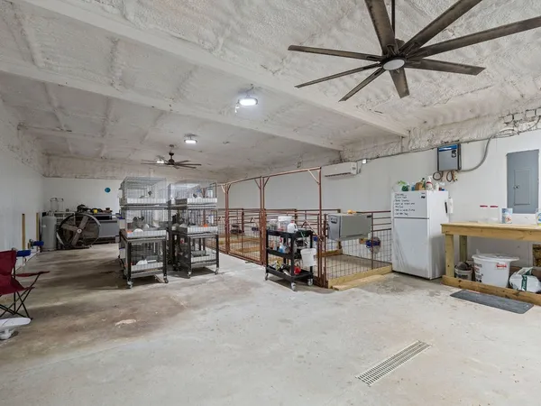 $650,000 | 308 Grimes Cemetary Road, Lufkin, TX 75901