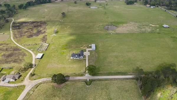 $650,000 | 308 Grimes Cemetary Road, Lufkin, TX 75901