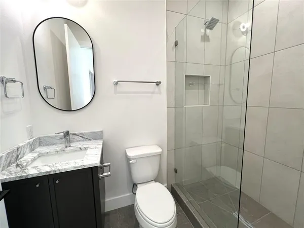 $5,550 | 4330 Dickason Avenue, Unit 101, Dallas, TX 75219