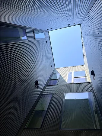 $5,550 | 4330 Dickason Avenue, Unit 101, Dallas, TX 75219