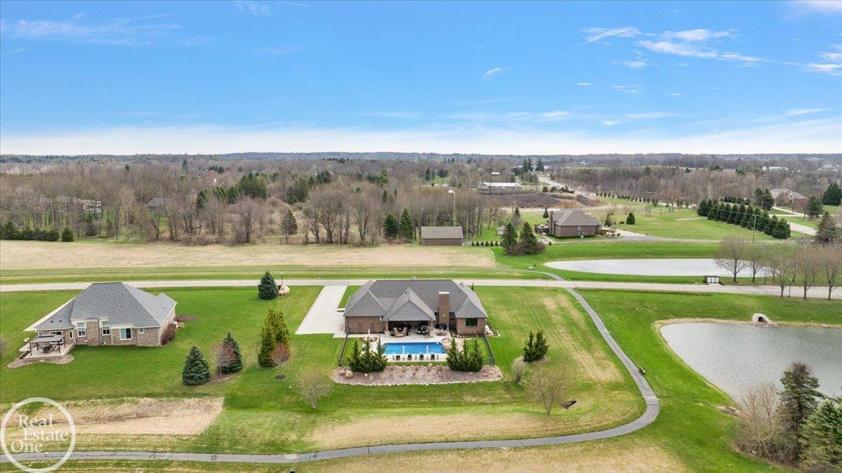 69211 Meadowbrook Lane Romeo, MI 48065 - Photo 62 of 74 50204453-c5c85143-5fb7-4621-8333-73f66f98b14f.JPG