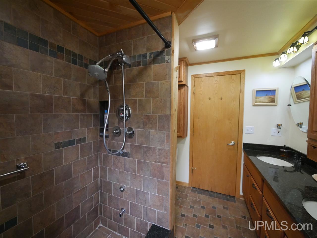 46434 Paradise Road Houghton, MI 49931 - Photo 31 of 50 Gallery Image 31