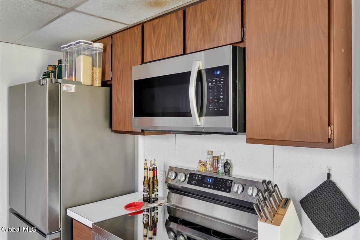 457 Kings Road Schenectady, NY 12304 - Photo 5 of 44 09-457 Kings Rd-9