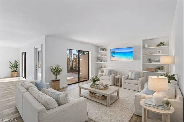 $269,500 | 4001 Sandlewood Lane, Unit 4, Fort Myers, FL 33907