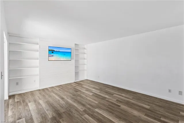 $269,500 | 4001 Sandlewood Lane, Unit 4, Fort Myers, FL 33907