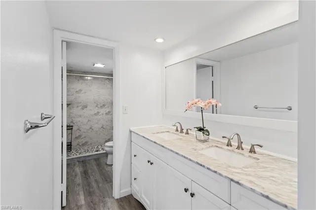 $269,500 | 4001 Sandlewood Lane, Unit 4, Fort Myers, FL 33907