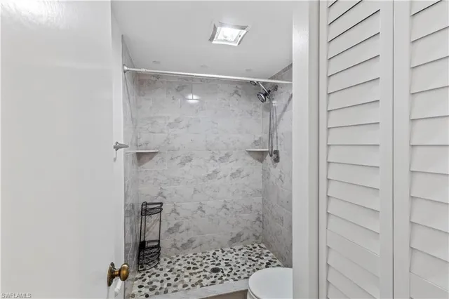 $269,500 | 4001 Sandlewood Lane, Unit 4, Fort Myers, FL 33907