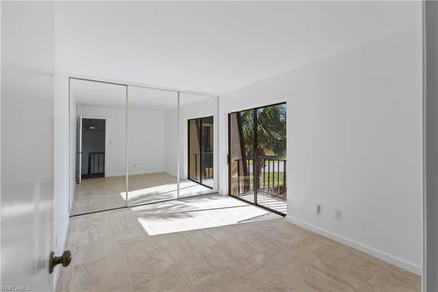 $269,500 | 4001 Sandlewood Lane, Unit 4, Fort Myers, FL 33907