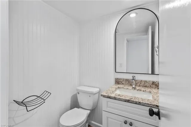 $269,500 | 4001 Sandlewood Lane, Unit 4, Fort Myers, FL 33907