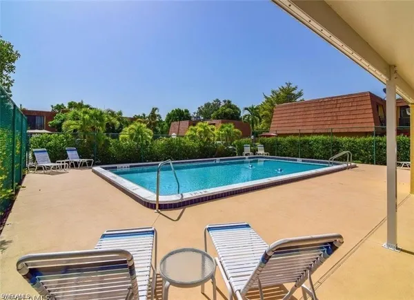 $235,500 | 4001 Sandlewood Lane, Unit 4, Fort Myers, FL 33907