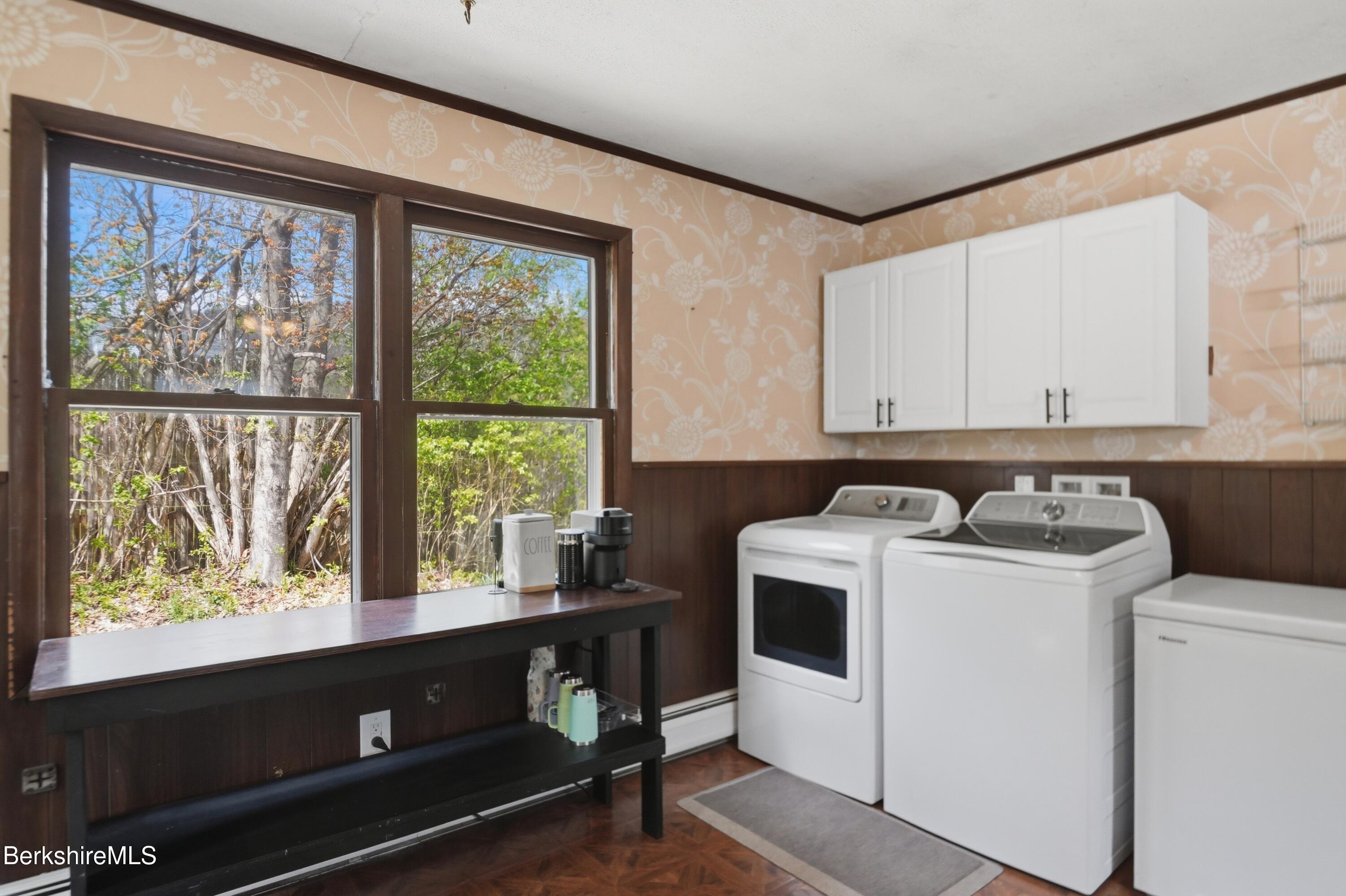 475 W Road Clarksburg, MA 01247 - Photo 15 of 47 Kitchen