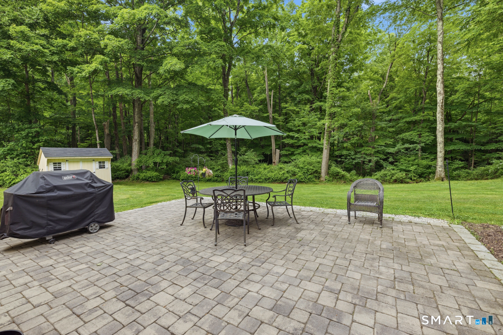 76 Pocahontas Road Redding, CT 06896 - Photo 31 of 32