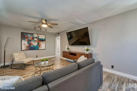 $305,000 | Undisclosed Address, Bakersfield, CA 93304