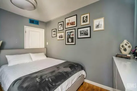 $305,000 | Undisclosed Address, Bakersfield, CA 93304