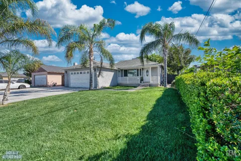 $305,000 | Undisclosed Address, Bakersfield, CA 93304