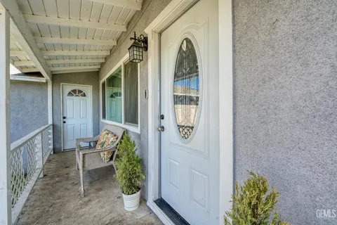 $305,000 | Undisclosed Address, Bakersfield, CA 93304