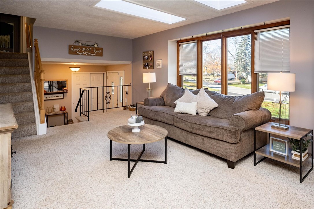 49 Hidden Spring Circle Greece, NY 14616 - Photo 13 of 35