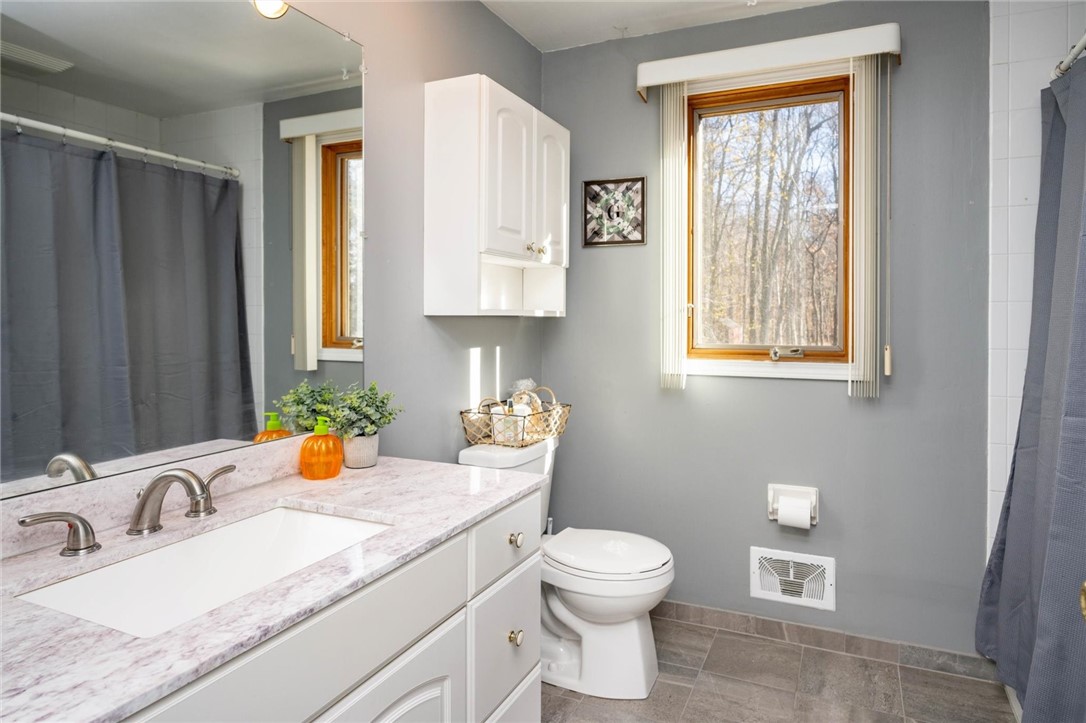 49 Hidden Spring Circle Greece, NY 14616 - Photo 31 of 35