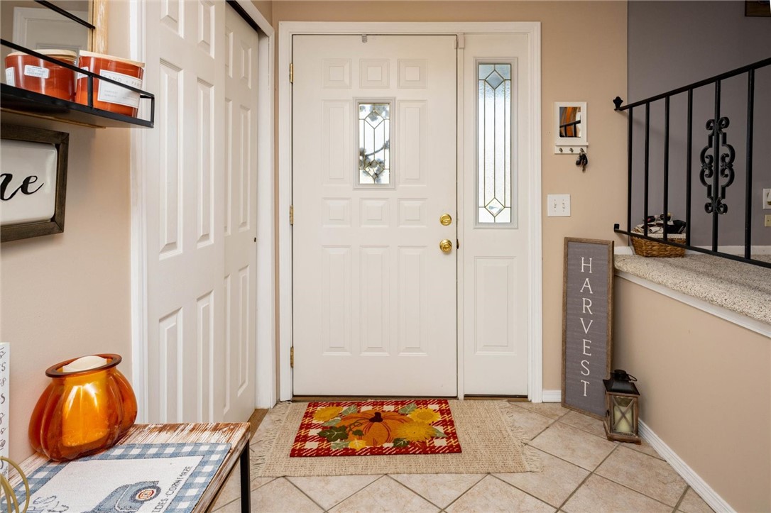 49 Hidden Spring Circle Greece, NY 14616 - Photo 9 of 35