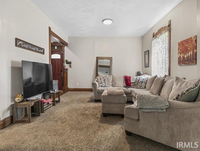 210 North Oak Street Redkey, IN 47373 - Photo 4 of 32
