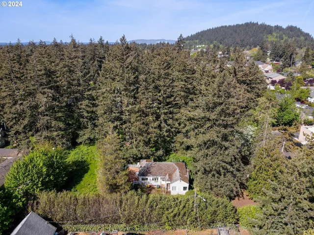 $860,000 | 12030 Southeast Rhone Street, Portland, OR 97266