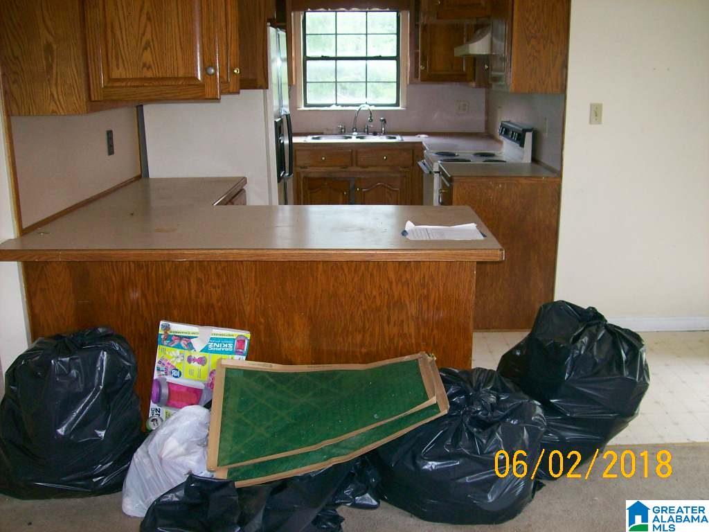 727 Spring Trail Warrior, AL 35180 - Photo 3 of 6