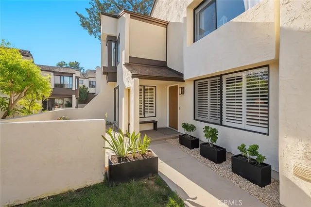 $749,000 | 3020 Plaza Lorenzo, Bonita, CA 91902