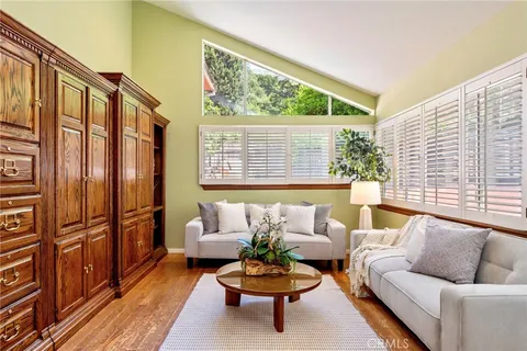 $1,290,000 | 743 East Grand View Avenue, Sierra Madre, CA 91024