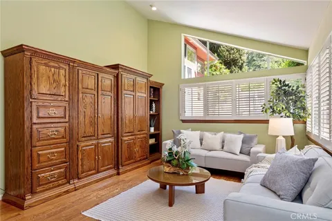 $1,290,000 | 743 East Grand View Avenue, Sierra Madre, CA 91024