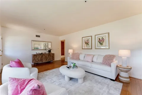 $1,290,000 | 743 East Grand View Avenue, Sierra Madre, CA 91024