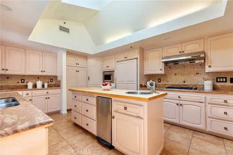 $1,290,000 | 743 East Grand View Avenue, Sierra Madre, CA 91024
