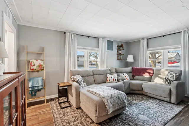 $419,900 | 11471 West Leland Avenue, Beach Park, IL 60099