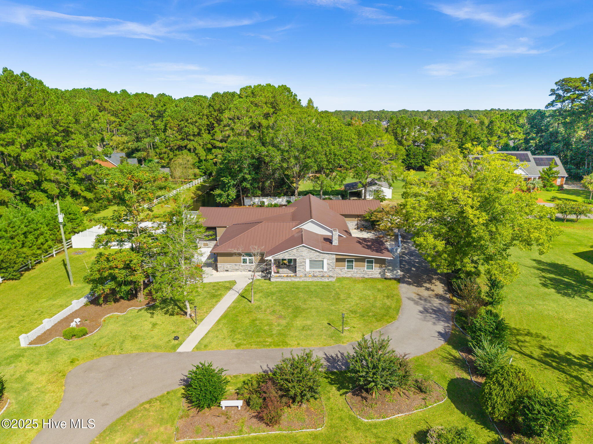 280 Hickman Road Northwest Calabash, NC 28467 - Photo 2 of 59 3-web-or-mls-CamMediaLLC.com (6 of 64)