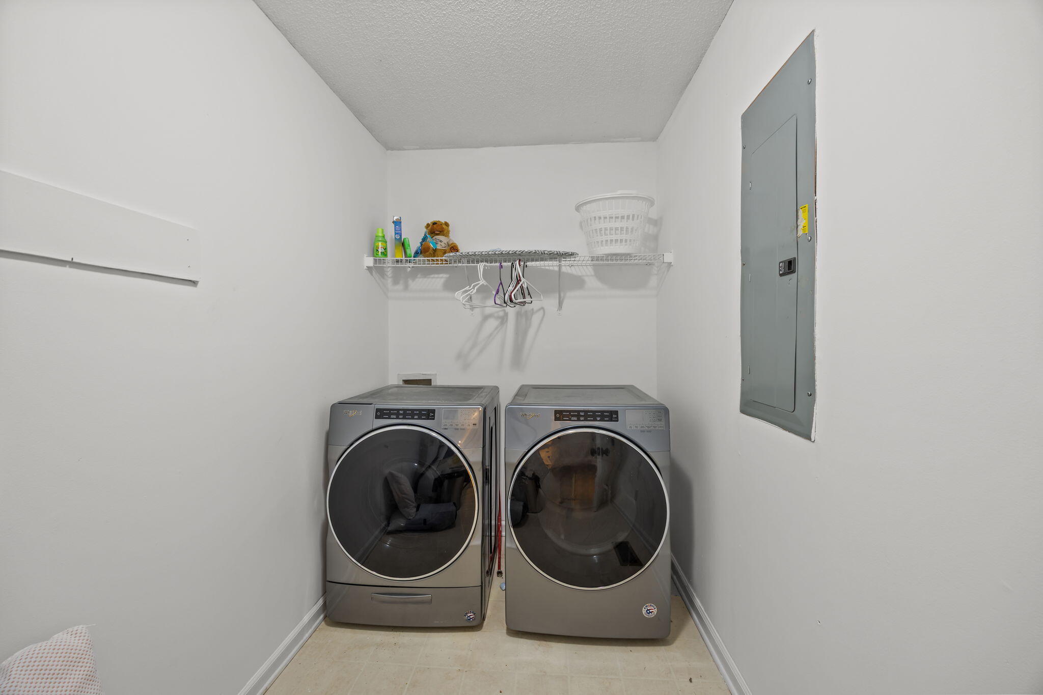 411 Fletcher Lane Walterboro, SC 29488 - Photo 13 of 38 42-web-or-mls-470A3828