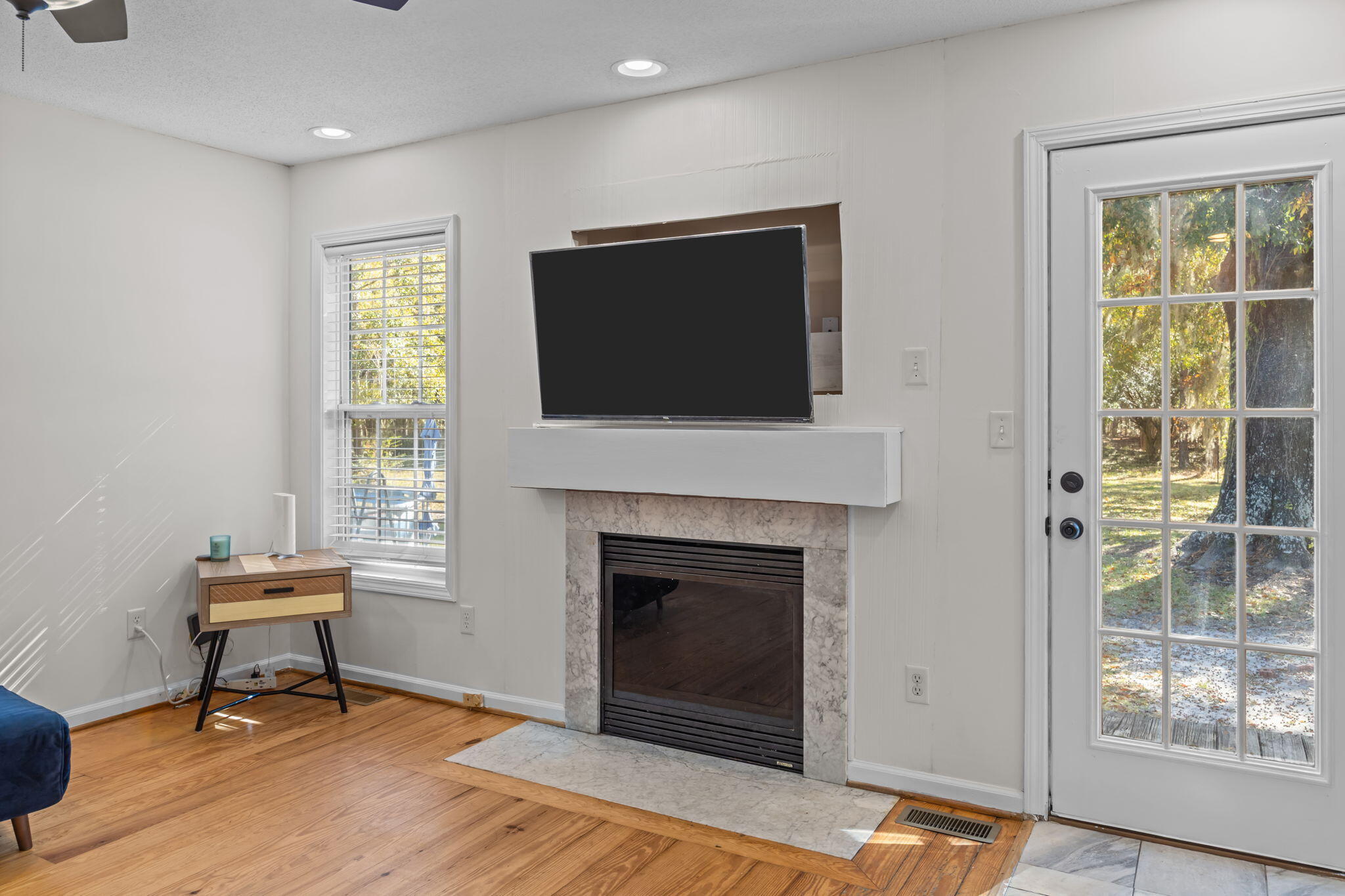 411 Fletcher Lane Walterboro, SC 29488 - Photo 4 of 38 40-web-or-mls-470A3822