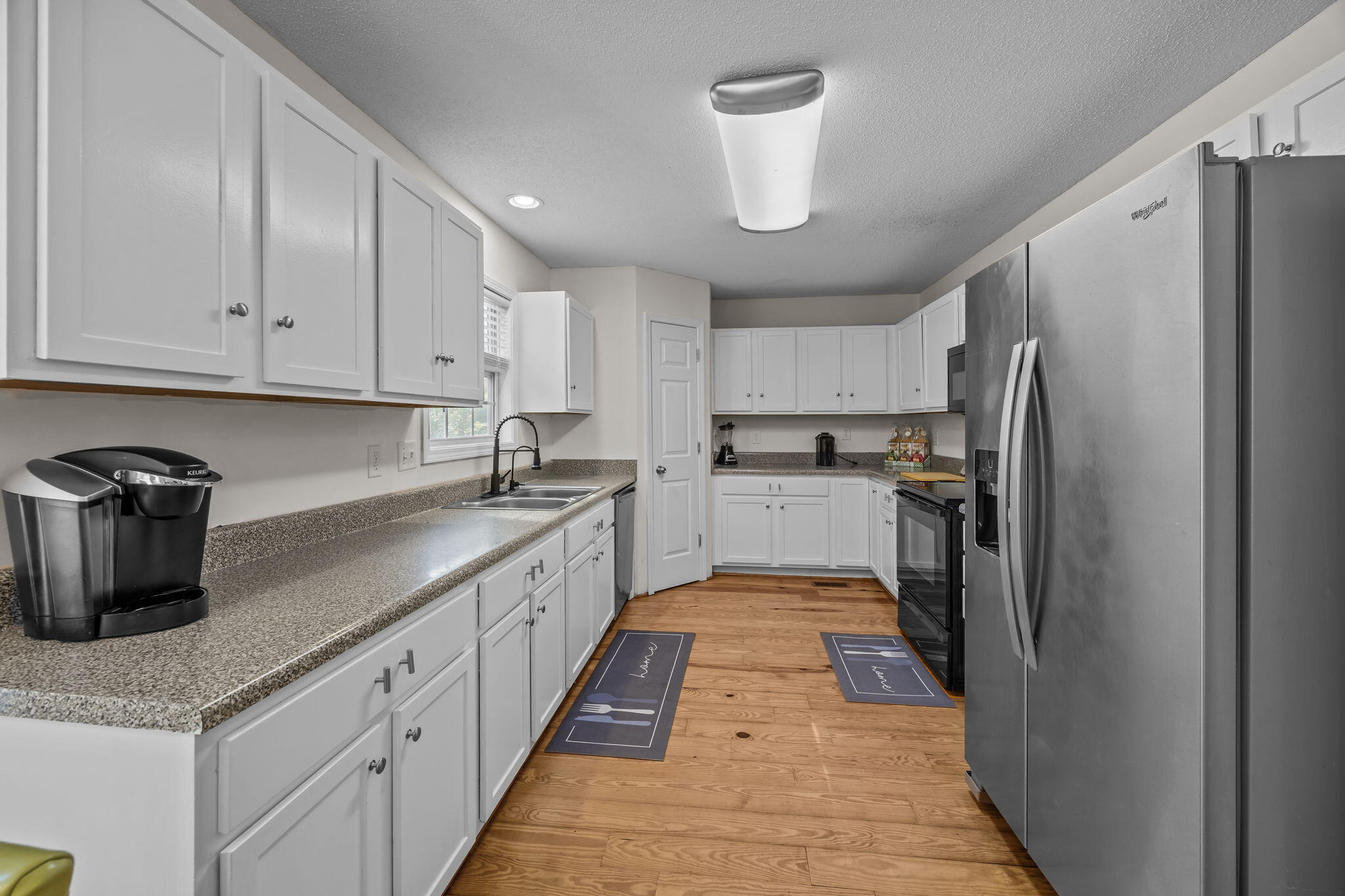 411 Fletcher Lane Walterboro, SC 29488 - Photo 9 of 38 34-web-or-mls-470A3804