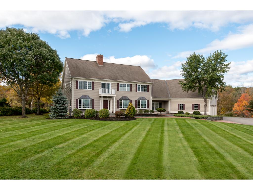 115 Tidewater Farm Road Stratham, NH 03885 - Photo 2 of 27