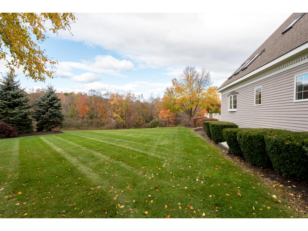 115 Tidewater Farm Road Stratham, NH 03885 - Photo 5 of 27
