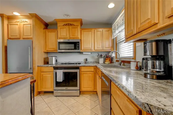 $165,000 | 702 Ridge Lane, Cottage Hills, IL 62018