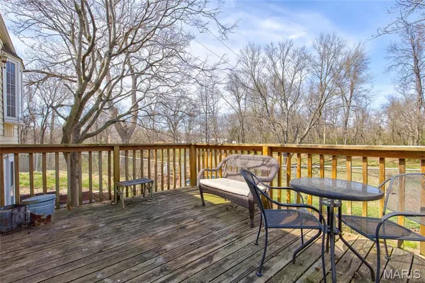 $165,000 | 702 Ridge Lane, Cottage Hills, IL 62018