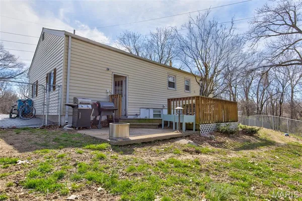 $165,000 | 702 Ridge Lane, Cottage Hills, IL 62018
