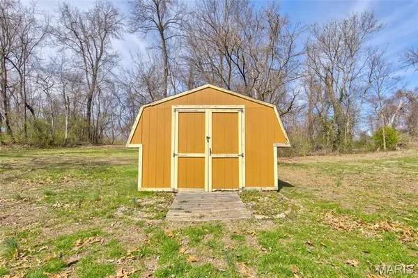 $165,000 | 702 Ridge Lane, Cottage Hills, IL 62018