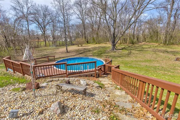 $165,000 | 702 Ridge Lane, Cottage Hills, IL 62018