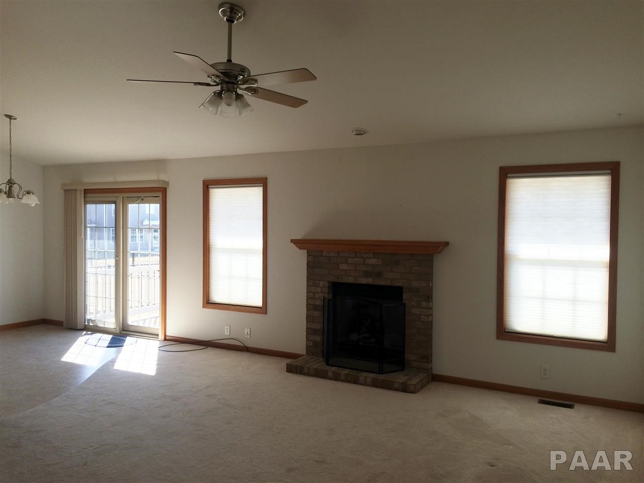 1608 Kingsbury Road Washington, IL 61571 - Photo 3 of 12 Gallery Image 3