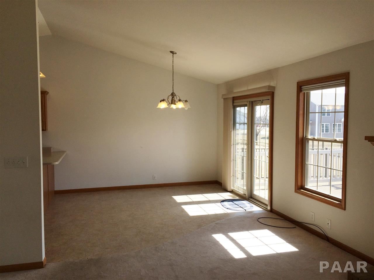 1608 Kingsbury Road Washington, IL 61571 - Photo 5 of 12 Gallery Image 5